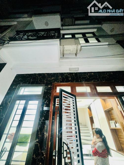 35M. 5 TẦNG.6,7 TỶ. NHÀ ĐẸP. GẦN PHỐ. FULL NỘI THẤT. Ở SƯỚNG. HÒE THỊ. PHƯƠNG CANH.