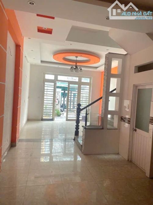 BÁN NHÀ ĐẸP CẠNH TÂ.N KỲ TÂ.N QUÝ - OTO VÀO NGỦ - 5PN - ( 5X18M )