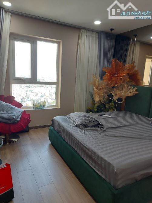 Bán gấp căn hộ Terra RoYal - La VeLa SaiGon Hotel 2PN giá tốt bán nhanh