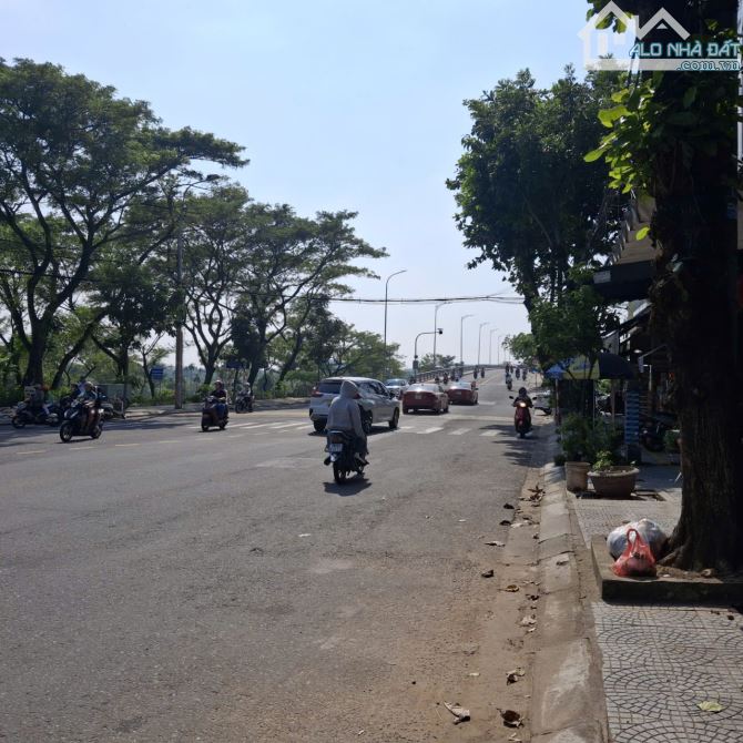 MẶT TIỀN ÔNG ÍCH ĐƯỜNG ĐẤT 184M2 NGANG 5M GIÁ HƠN 12 TỶ – CẨM LỆ – ĐƯỜNG 15M TRỤC CHÍNH –