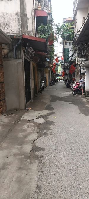 GẤP: BÁN NHÀ LÊ THANH NGHỊ - BẠCH MAI, SỔ ĐỎ 35M, NHÀ 4 TẦNG, Ô TÔ ĐỖ CỬA