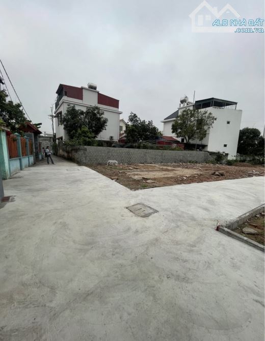 CHỈ HƠN 1 TỶ SỞ HỮU NGAY LÔ ĐẤT Ô TÔ ĐỖ CỬA NGAY SÁT TDC PHÚ XUÂN TP THÁI BÌNH