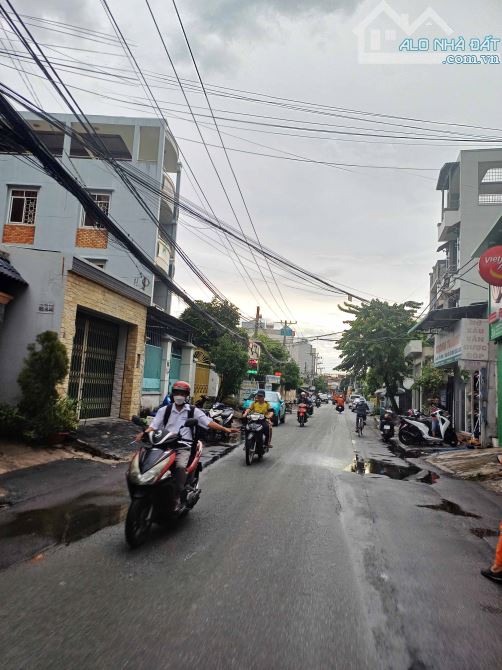 Ngộp Bank Bán Gấp Nhà 3 Tầng 152m2_9.5*16 Gần Chợ Hiệp Bình Hiệp Bình Chánh Thủ Đức Chỉ