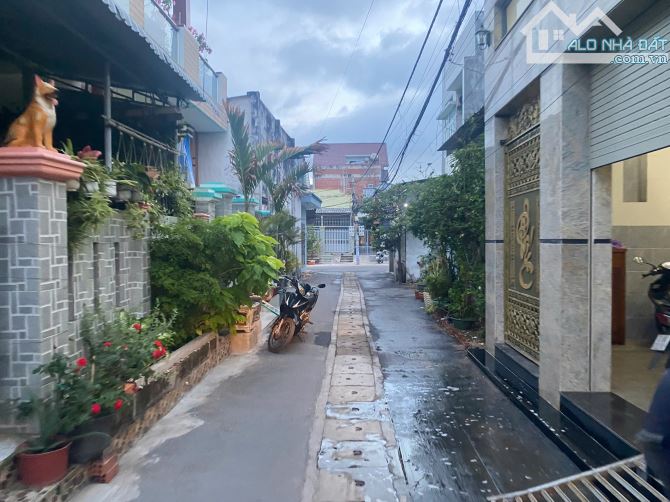Bán nhà thị trấn Phước Hải gần quãng trường Phước Hải giá chỉ 1,35 tỷ
