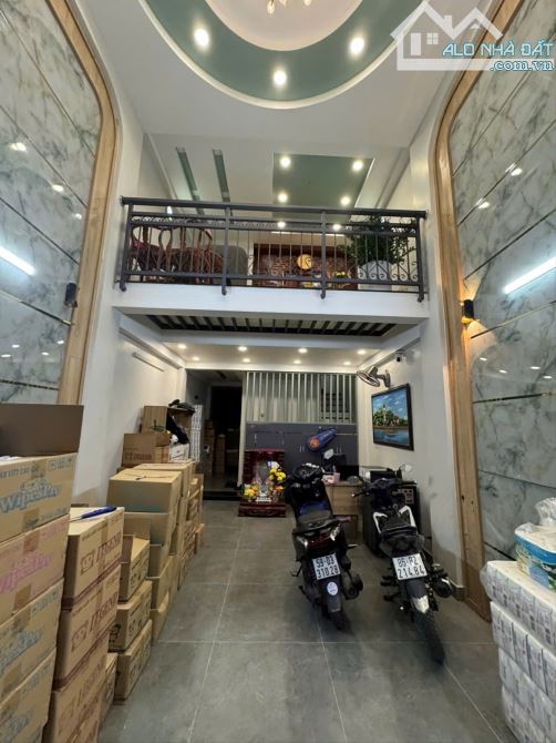 Bán nhà 6 tầng khu nam long an lạc bình tân ngay đại lộ đông tây 4.5x18m chỉ 8.x tỷ