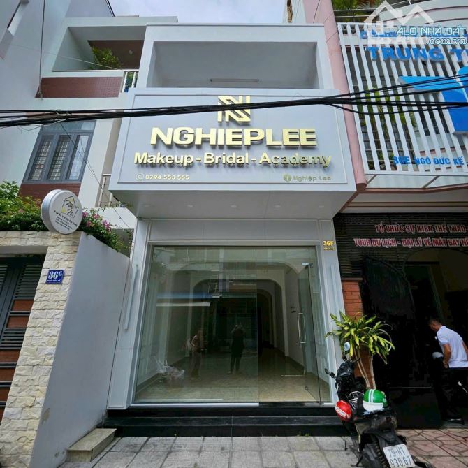 BÁN NHÀ 2 TẦNG GẦN BIỂN MẶT TIỀN NGÔ ĐỨC KẾ - PHƯỜNG TÂN LẬP-NHA TRANG