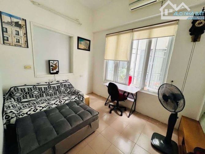 🔥 SIÊU HOT! Nhà 35 Trần Thái Tông – 39m² – Mặt Tiền 7m– 8.8 Tỷ – Ngõ Rộng Gần Bãi Ô Tô🔥