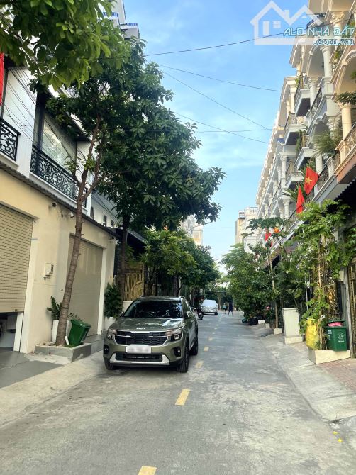 Bán Nhà Mặt Tiền 4 Tầng Đẹp Lung Linh 51m2_4.2x12m Quốc Lộ 13 Hiệp Bình Phước Thủ Đức Chỉ