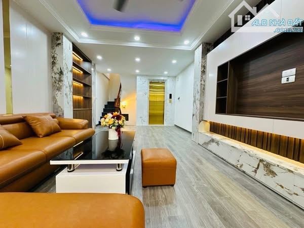 BÁN NHÀ PHÂN LÔ LIỀN KỀ HẢI NGÂN, KHU THE MANOR NGUYỄN XIỂN, THANG MÁY, 60M2 x 7T, 17.9 TỶ