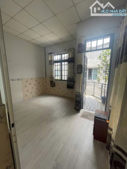 NHÀ 4,2M X 14M ĐƯỜNG CÂY SUNG GIÁ CHỈ 3TỶ