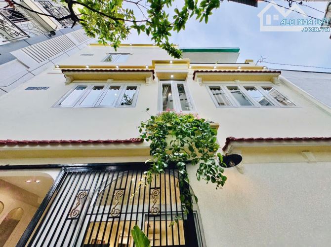 Bán Nhà Phố Đẹp Đường Lê văn Sỹ, Phường 13, Quận Phú Nhuận, Hồ Chí Minh