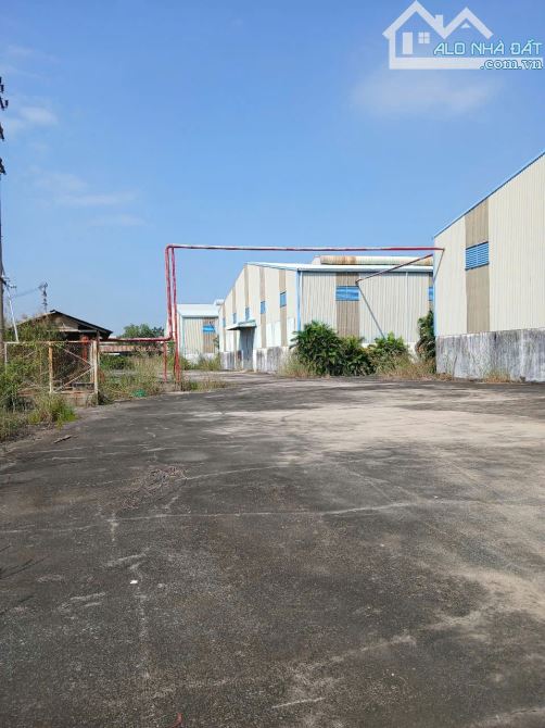 CHO THUÊ NHÀ XƯỞNG GIÁ RẺ 50K/M2, PCCC THẨM DUYỆT, ĐƯỜNG XE CONTAINER
