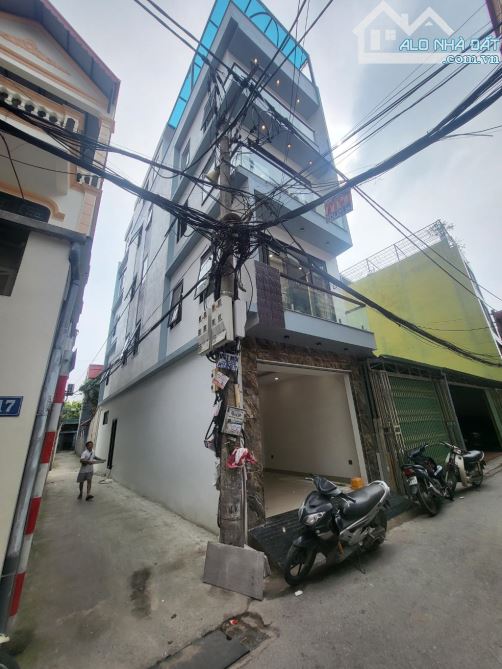 HIẾM, Mặt Ngõ ô tô tránh, vào nhà - lô góc, 65m x 5 tầng, thang máy – Phúc Đồng, Long Biên