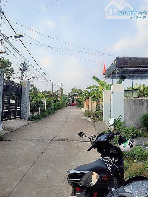 💥GẤP GẤP💥 BÁN NHÀ ĐỐI DIỆN TRƯỜNG THCS DT 100m2 GIÁ 725 TRIỆU SỔ RIÊNG