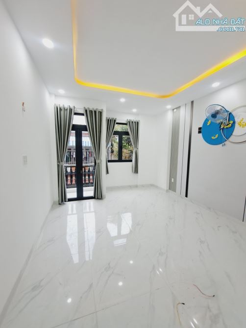 💥 Bán nhà cực tốt Phan Đình Phùng – 4.4x15.5m – 3 tầng – 4PN