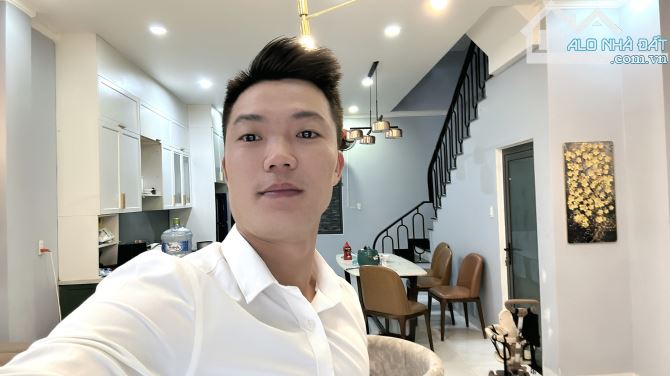 Biệt thự KQH Kiểm Huệ 230M2, 4 tầng, ngang 14m, ô tô tránh, thông, giá tốt chốt ngay.