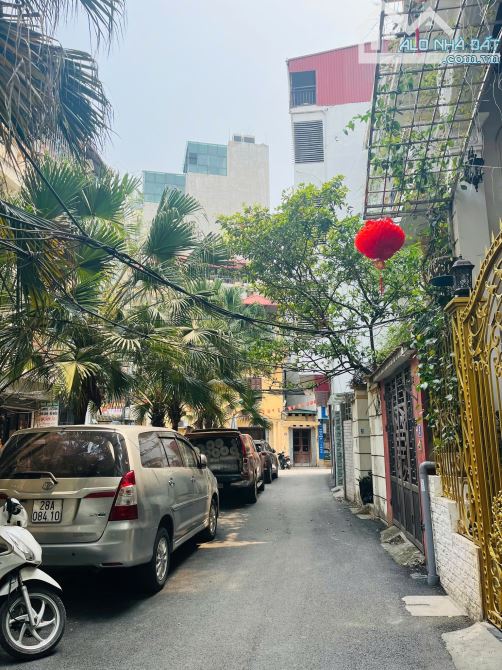 Bán nhà Thái Thịnh, ô tô tránh, KD tốt, 53m2, 4 tầng, 15.8 tỷ