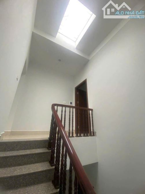 PHÂN LÔ - Ô TÔ TRÁNH - KINH DOANH, DT 50M, 4 TẦNG, GIÁ HƠN 13 TỶ.