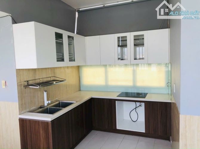 CHDV MT Đường số Tân Quy, CHDV 86m2 xây 6 tầng, có thang máy, thu nhập 50tr/thg