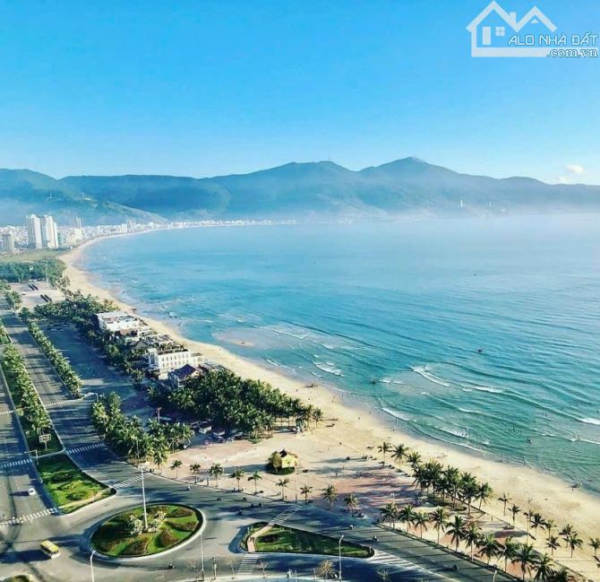 Bán lô đất Hoàng Sa 2 mặt tiền 280m2, giá tốt nhất thị trường.