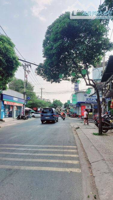NHà góc 2 mặt tiền Dương đình hội DT 128m, 3 tầng kinh doanh tốt