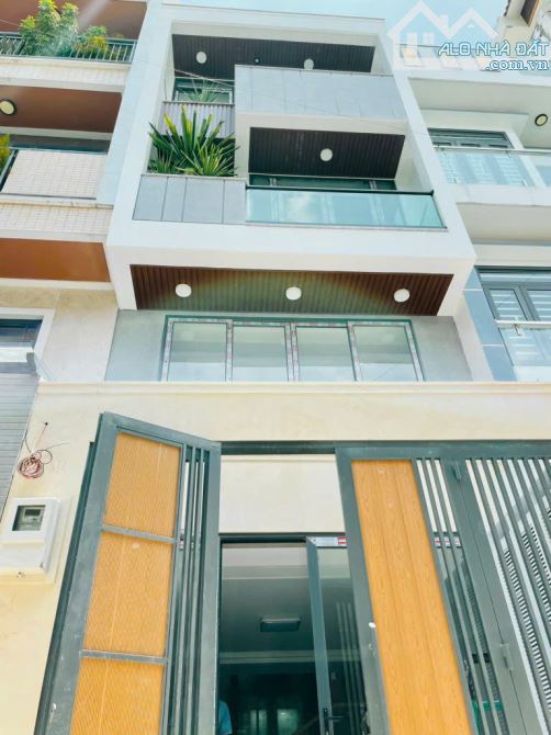 Siêu Phẩm 5 Tầng Mới Keeng – Sát Mặt Tiền – Có Thang Máy – Ô Tô Vào Nhà – Gần Cityland