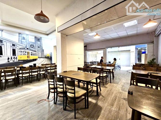 Siêu phẩm Trường Chinh, ô tô tránh, vỉa hè, kinh doanh, 2 mặt ngõ, nhà KCBT, 91m*4T