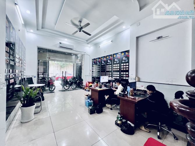 🔥NHÀ BÁN MẶT TIỀN KINH DOANH SẦM UẤT 85M2– P.15, TÂN BÌNH- Nhỉnh 10X Tỷ.🔥
