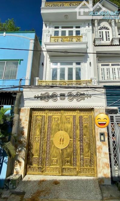 Thu nhập 18tr/th nhà Thành Thái Q10, DT 56m2/giá 3.550 tỷ, Kết cấu 3 tầng hẻm xe hơi. SHR