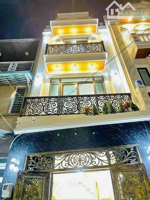 Ngộp Bank thanh lý nhà Võ Văn Tần, P5, Quận 3,Giá 3 tỷ 120 DT 47m2, 1T 2L, Đang thuê 18tr