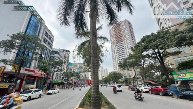 TOÀ NHÀ VĂN PHÒNG TẠI TÂN MAI - HOÀNG MAI