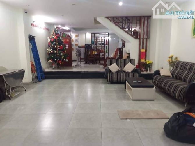 Ô TÔ NGỦ NHÀ - 4 TẦNG - 6,5M x 17M - NỞ HẬU - NGAY CHỢ GÒ VẤP - CITYLAND - SÂN BAY 5P