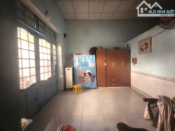 🔥Sụp hầm chỉ 2,35 tỹ. 106m2. Trường Chinh. Nhà đẹp, có 3 phòng trọ mới lớn 30m2 mỗi phòn