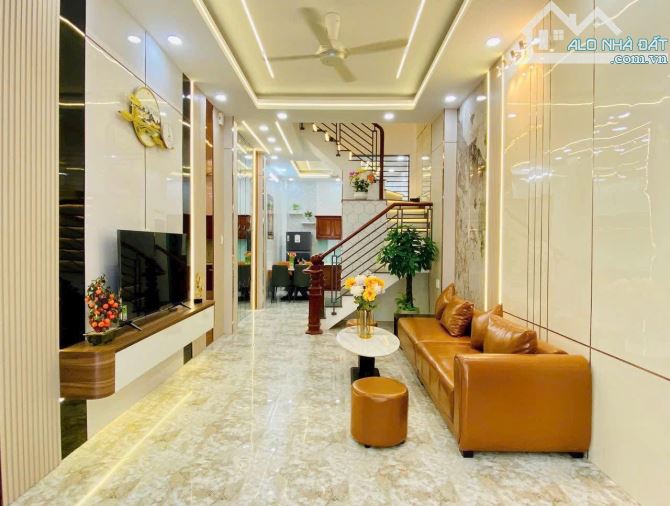 ☣️ Cô Hồng lớn tuổi sắp về quê bán nhà ở Huỳnh Văn Bánh, Phú Nhuận / 60.8m2 / 2 Tỷ 150