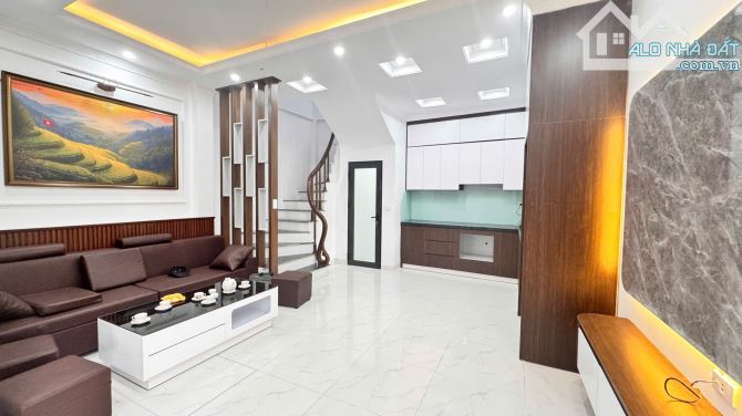 Bán nhà Vạn Phúc 5 tầng, 45m², thang máy – giá siêu đẹp