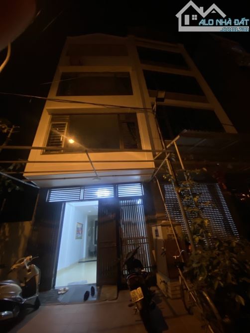 🏡🏡 HOT DV YÊN NGHĨA, PHÂN LÔ, VỈA HÈ OTO, DÂN XÂY CỰC ĐẸP, GIÁ TỐT, VỊ TRÍ ĐẸP. Nhỉnh 12 - 3