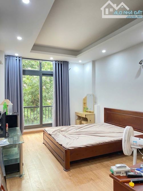 Bán nhà phố Nguyễn Trãi – Thanh Xuân, 45m², 4 tầng – Gần Royal City, giá hơn 12 tỷ