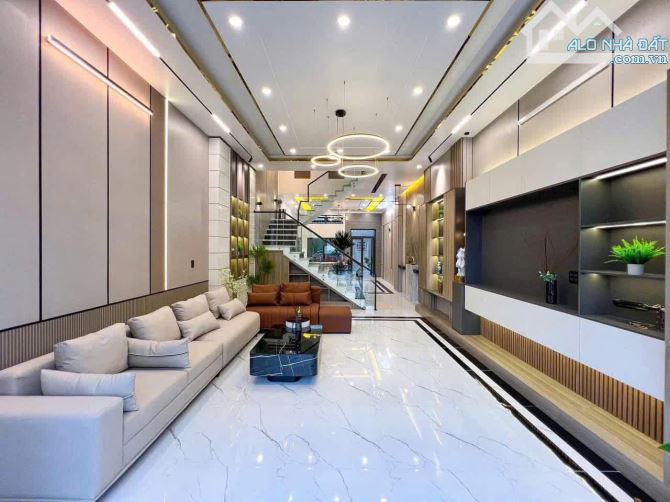 Sang Nhanh Căn Nhà Đường Phùng Văn Cung, Phú Nhuận, Giá 4 Tỷ 360Tr/ 60m2. Sổ Hồng Riêng