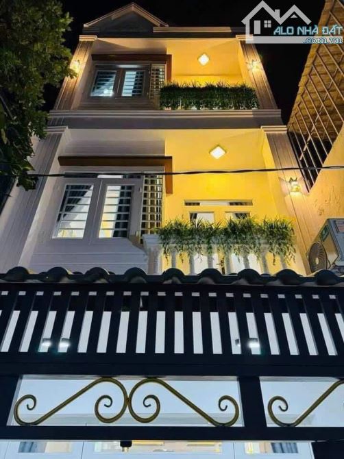 Nhà Đẹp Hoàng Diệu, Phú Nhuận, Giá yêu Thương 3 tỷ 150-60m2. SHR An Cư Không Chờ Đợi