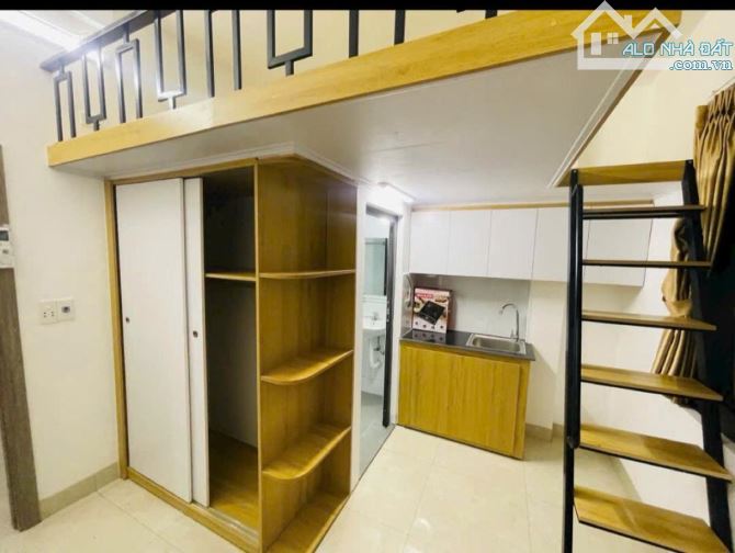 BÁN CCMN NGUYỄN TRÃI. NHÀ MỚI 70M 7 TẦNG MT 9M , DÒNG TIỀN 1,1 TỈ NĂM , GIÁ HƠN  15 TỶ.