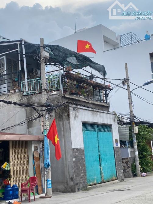 Bán gấp nhà hiếm HXH 2683 Phạm Thế Hiển, P7 Q8. DT 50m2. Giá chỉ 6.5 tỷ.
