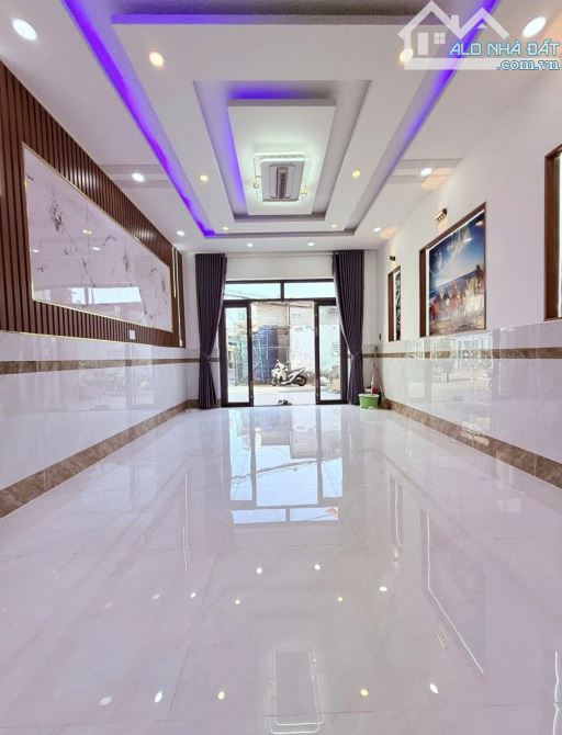 Bán Nhà Hẻm OTO Đường Lê Văn Sỹ (Phú Nhuận), 2 Lầu, DT 67M2 Giá 3 Tỷ 520Tr. Sổ Hồng Riêng