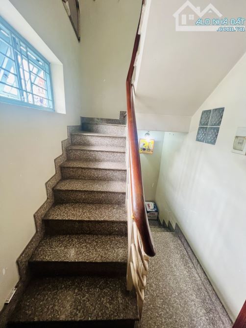HẠ GIÁ 300 TRIỆU – NHÀ ĐẸP HẺM Ô TÔ GẦN ĐẦM SEN, GIÁ CHỈ 4.9 TỶ – CHÍNH CHỦ XÂY Ở KIÊN CỐ