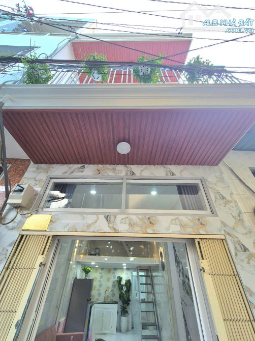 BÁN NHÀ TẠ UYÊN – QUẬN 11 | 49.9m² | GIÁ 3 TỶ 050 | SỔ HỒNG RIÊNG | CÓ HỢP ĐỒNG THUÊ 12TR