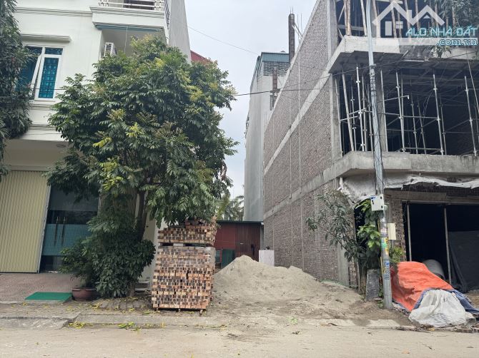 BÁN LÔ ĐẤT NGAY CÔNG VIÊN TRƯỢT CỎ YNA - Kinh Bắc, TP Bắc Ninh