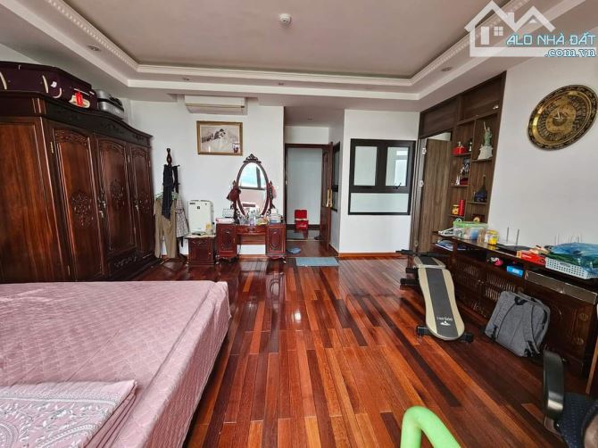 Bán nhà đường Võ Chí Công 86m2 mặt tiền 4.5m đường ô tô tránh kinh doanh giá 29 tỷ