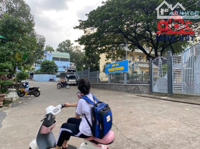 Bán Kiot và 3 Phòng Trọ, P_Tam Hoà cũ , Gần GX Trinh Vương, Gần QL1A , 76m2 Giá chỉ 3ty050