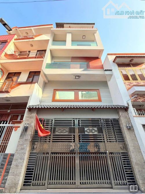 NHÀ BÌNH THẠNH - 4 TẦNG - MỖI PHÒNG CÓ TOILET – HẺM Ô TÔ PHAN VĂN TRỊ 12,7 Tỷ