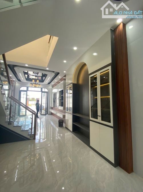 bán nhà gần khu công nghiệp Cầu Tràm dt 4x66 giá 3 tỷ 150tr.
