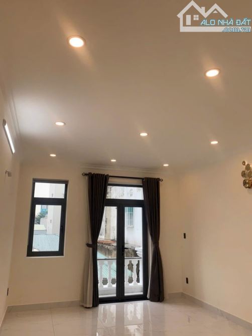 Hiếm !! Bán nhà HXH 10m , khu ít nhà , dt 72 m2 , 4 tầng nhà mới , giá nhỉnh 12 tỷ